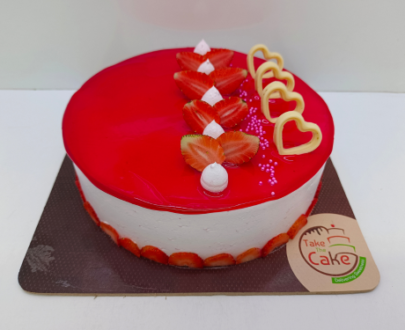 Exotic Strawberry cake online delivery in coimbatore